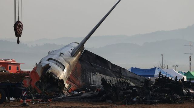 Pár perccel a baleset előtt leálltak a dél-koreai Jeju Air adatrögzítői