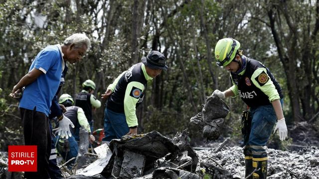 Tragedie aviatică în Thailanda! Nouă persoane au dispărut după ce un avion turistic s-a prăbușit în junglă