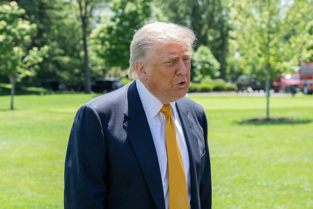 De ce amână Donald Trump semnarea acordului cu Iranul