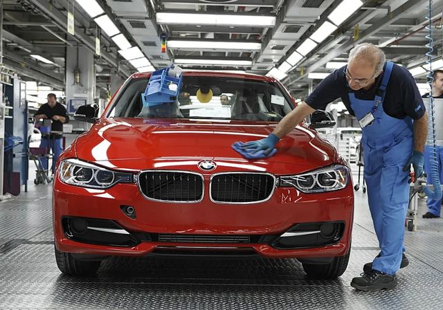 BMW celebra un año récord en España con un fuerte crecimiento en eléctricos