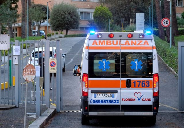 Ferrara, bimbo di otto anni muore investito da un trattore guidato dal padre