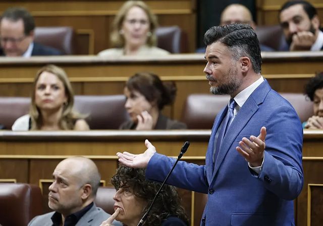 Rufián: «Quiero mucho a Zapatero, pero tengo ojos en la cara»