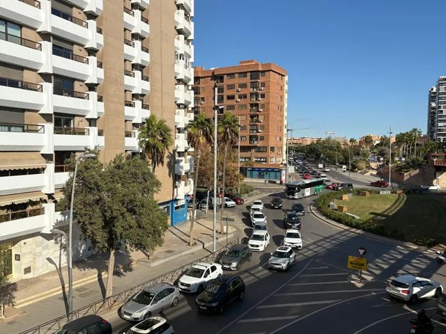 El Plan España Auto 2030 fija 25 medidas para reindustrializar el automóvil y acelerar la movilidad eléctrica