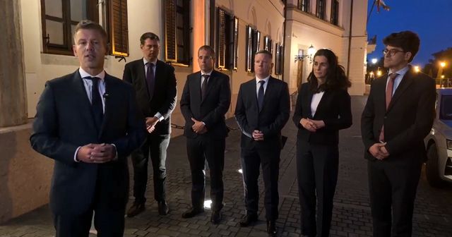 Magyar Péter nem állt meg a Karmelitánál, Rogán Antal és Pintér Sándor 100 milliárdos luxusminisztériumából is bejelentkezett
