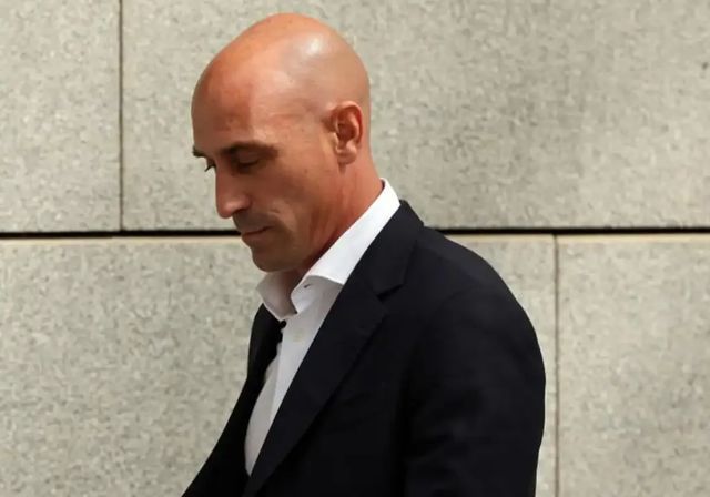 La Guardia Civil investiga si Rubiales pagó sobrecostres en viajes de casi seis millones a Globalia