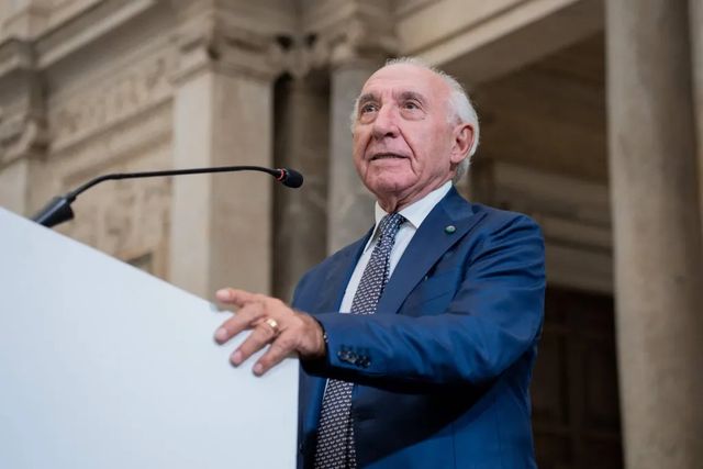 ++ Tg1 lancia intervista a Stanzione, collegio non si dimette ++