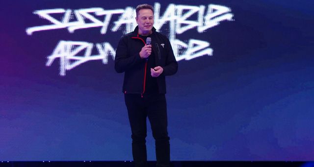 Elon Musk află joi dacă va fi mai bogat cu 1 trilion de dolari