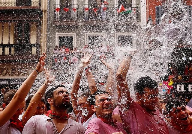 El chupinazo abre hoy nueve días de fiestas en Pamplona