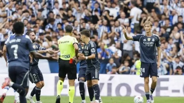El CTA reconoce que la roja a Huijsen debió ser amarilla, pero justifica a Jesús Gil y al VAR