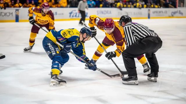 Finále play-off první hokejové ligy Berani Zlín – Dukla Jihlava