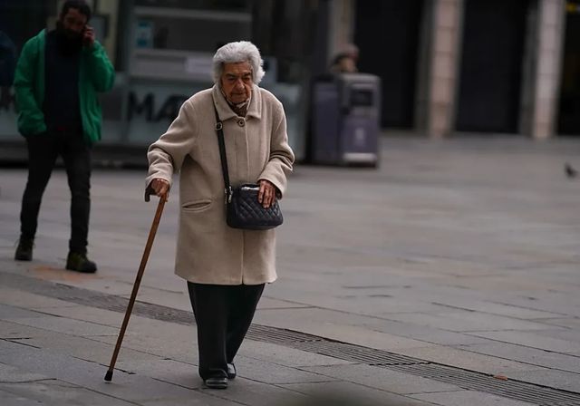 El Gobierno pasa de nuevo el examen de las pensiones y no tendrá que subir cotizaciones