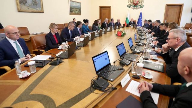 Премиерът назначи четирима заместник-министри