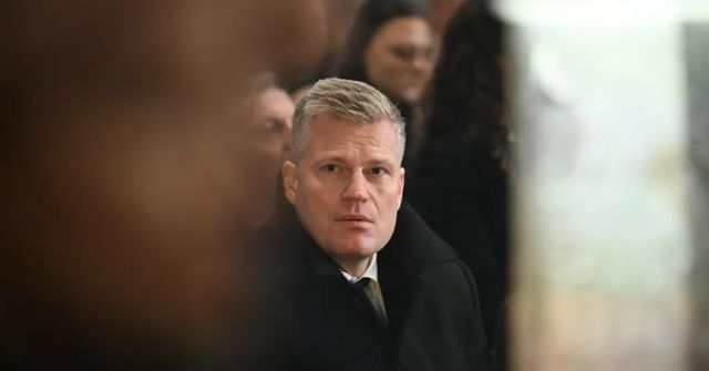 Turek pondělní schůzku s prezidentem Pavlem zrušil