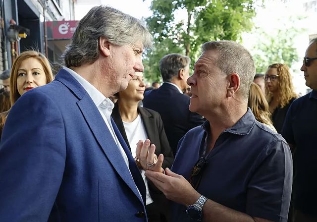 Page, en un comité federal marcado por los frentes judiciales: «España entera se pregunta solo cuándo»