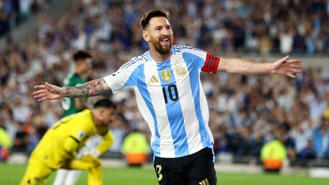 Messi hits Ronaldo record levelling hat-trick as Argentina hammer Bolivia