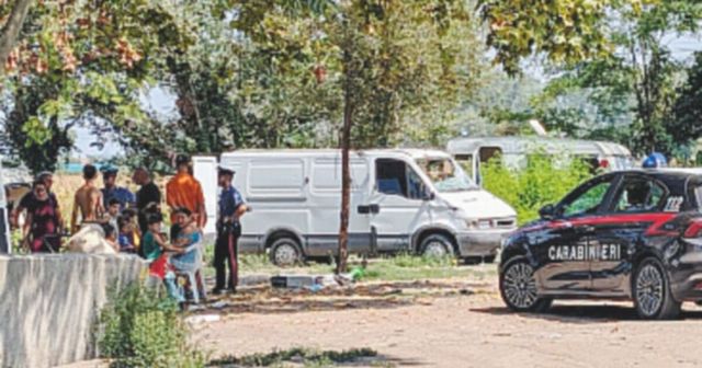 Donna uccisa a Milano, divieto di espatrio per tre minori