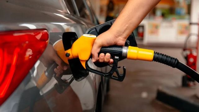 Ministerul Finanțelor menține la 25% reducerea accizei aplicabile la motorină pentru intervalul 16-30 septembrie