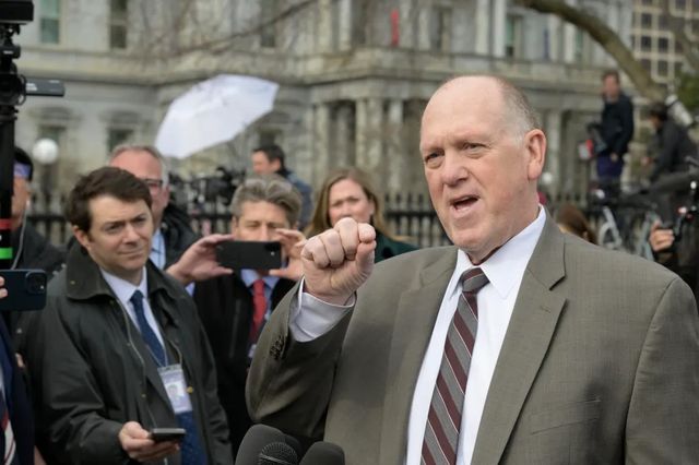 Cine este Tom Homan, „țarul frontierelor” pe care Trump îl trimite în Minnesota