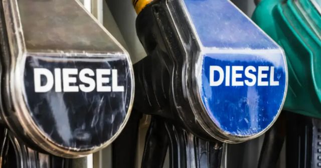 Ceny nafty v březnu stouply o čtvrtinu