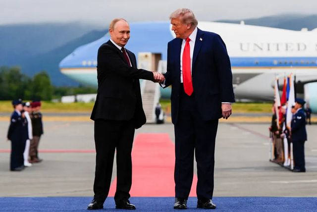 Financial Times: Putin i-a spus lui Trump că renunță la unele pretenții teritoriale în schimbul regiunii Donețk