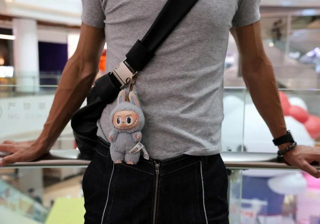 El dueño de los Labubu casi quintuplica el beneficio hasta junio y se dispara en la Bolsa de Hong Kong