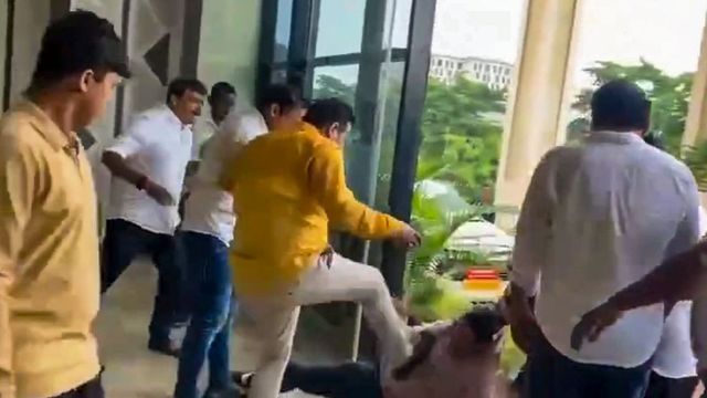 Bhubaneswar Civic Body Official Assaulted, Dragged Out Of His Office | Caught On Camera