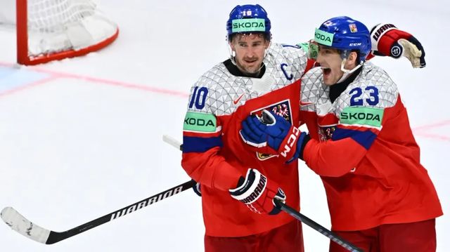 Zimák ŽIVĚ po zápase Česka se Slovenskem s Vladimírem Růžičkou a Zbyňkem Irglem