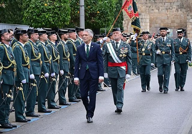 El Gobierno acelera el ascenso del jefe de la UCO y provoca su salida de la unidad