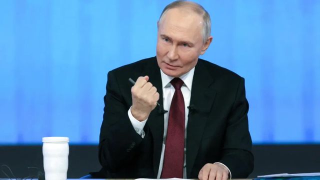 Putin celebra 25 años de poder absoluto desgastado por la guerra en Ucrania y los fallos de seguridad en Rusia