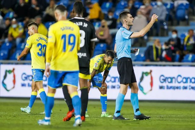 Los canales por los que se podrá ver gratis el Granada - Las Palmas