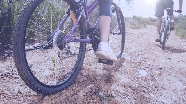 Femeie decedată, după ce a căzut de pe bicicletă într-un canal de colectare a apei din Timiș