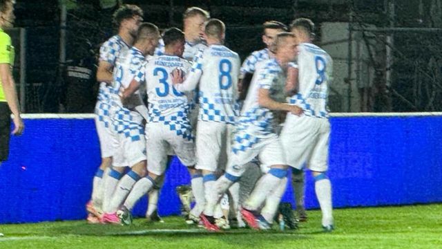 Surpriză uriașă în Cupa României. CFR Cluj, surclasată cu 4-0 de Corvinul