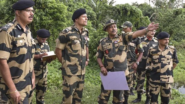 BSF apprehends 11 Bangladeshi infiltrator and smugglers, seizes Phensedyl