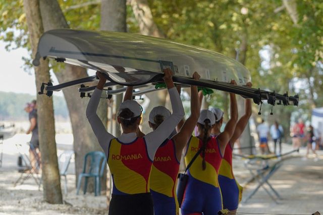 România încheie Campionatele Balcanice de canotaj cu 17 medalii