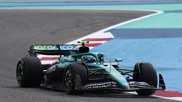 El coche de Alonso levanta suspicacias en el primer día de test en Baréin