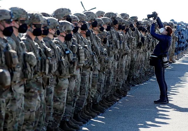 Polonia se ofrece para acoger las tropas estadounidenses que salgan de Alemania