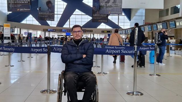 Fostul rugbist George Baltă, în scaun cu rotile, acuză TAROM de discriminare după ce nu i s-a permis îmbarcarea în avion