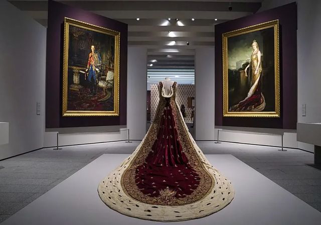 Ena, la reina 'british' que modernizó la corona española