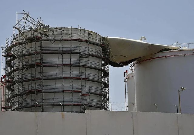 La explosión en un tanque de combustible en Salinetas deja un muerto y dos heridos graves
