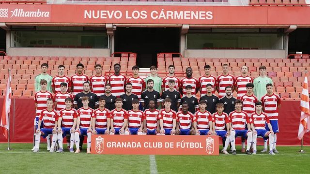 Utrera inmortaliza a su leyenda, José Antonio Reyes: el estadio municipal llevará el nombre del ex jugador del Córdoba CF