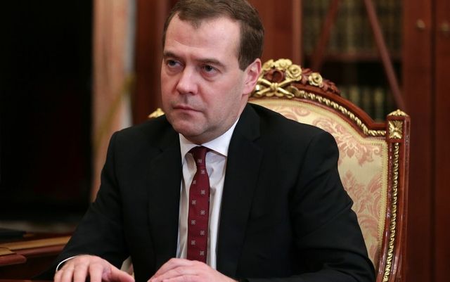 Amenințarea furioasă a lui Dmitri Medvedev după ce Ambasa SUA la Moscova a publicat un mesaj video pentru ruși