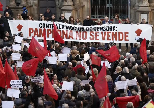 El PSN aportará cuatro votos, y no cinco, a la moción de censura en Pamplona