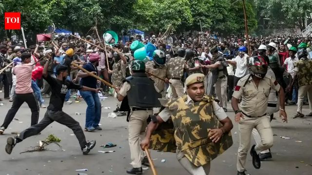 Murder, robbery, rape accused among 989 with criminal records at CJP's Jantar Mantar stir