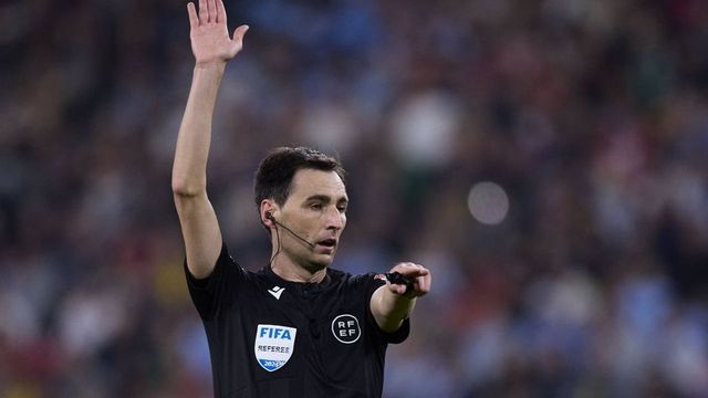 Un arbitru spaniol a fost delegat la meciul de debut al lui FCSB în Europa League!