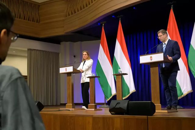 Talán lassítani lehet az olajár emelkedését, de megállítani egyelőre biztos nem