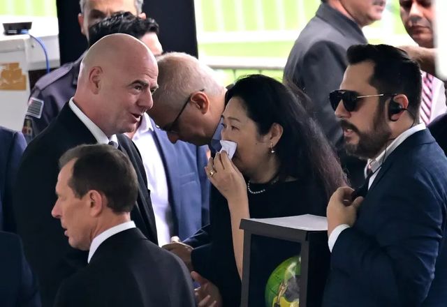 Șeful FIFA, Gianni Infantino, explică de ce apare făcând un selfie la funeraliile lui Pele