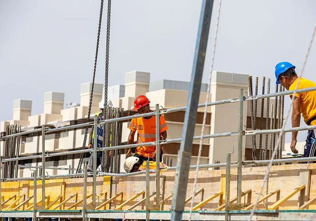 El Gobierno impuso multas por valor de 4,3 millones a empresas por exponer a sus empleados al calor