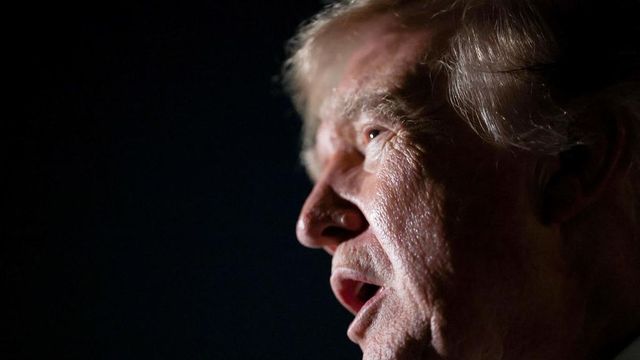 Trump, 'forze negative vogliono rallentare l'IA'
