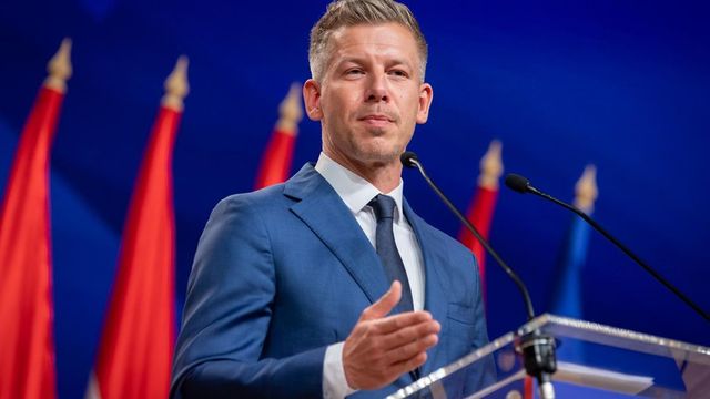 Magyar Péter és a román miniszterelnök a kétoldalú kapcsolatok megerősítéséről egyeztetett