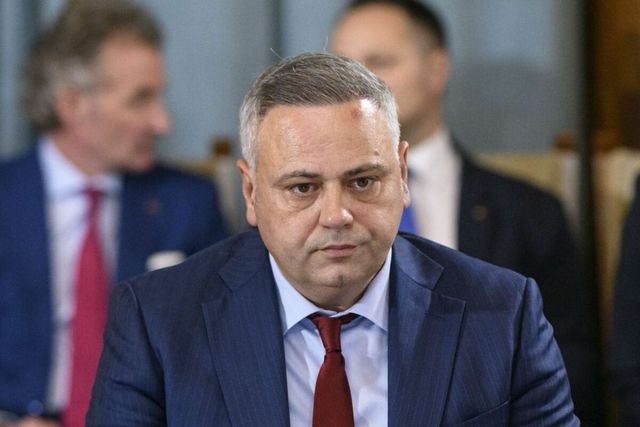 Ministrul Agriculturii anunță un scenariu de coșmar pentru România: Ori intervenim acum, ori declarăm falimentul